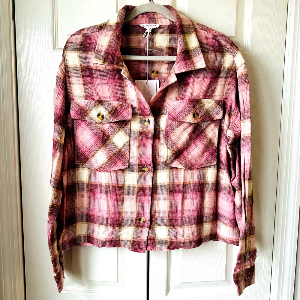Beachlunchlounge Cropped Button Front light shacket Sz Lg